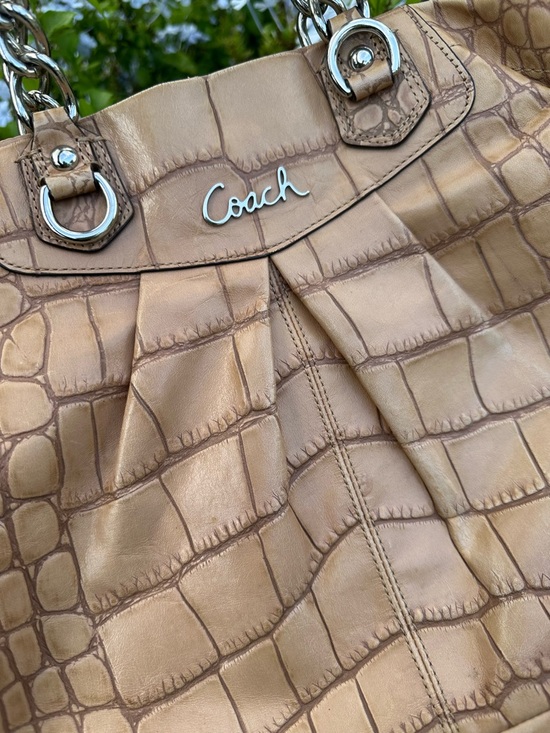 Vintage 2011 Coach Croc Embossed Leather Shoulder Bag